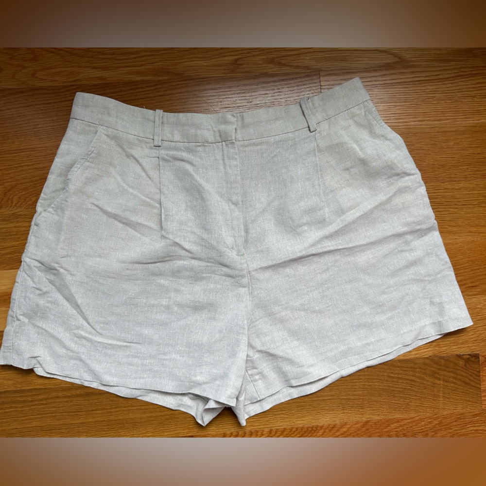 Zara light beige linen shorts